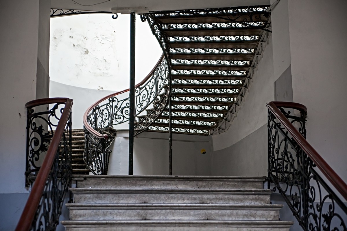 Старый Тифлисъ в домах и судьбах