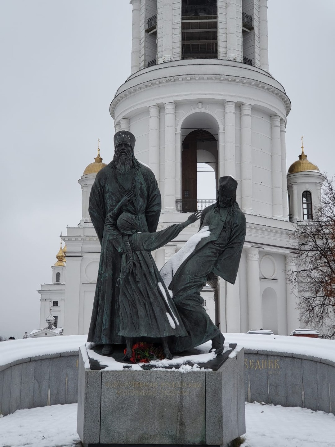 Хотим выразить Вере благодарность за замечательное и запоминающиеся выходные! За профессиональную организацию экскурсии,за удобный маршрут, добросовестность