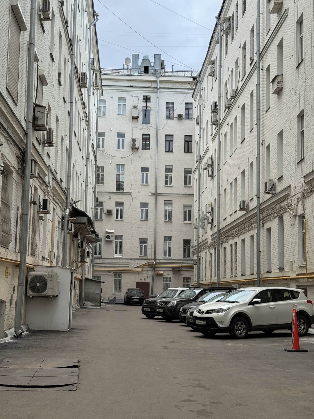 Проходные дворы Москвы (Вера)