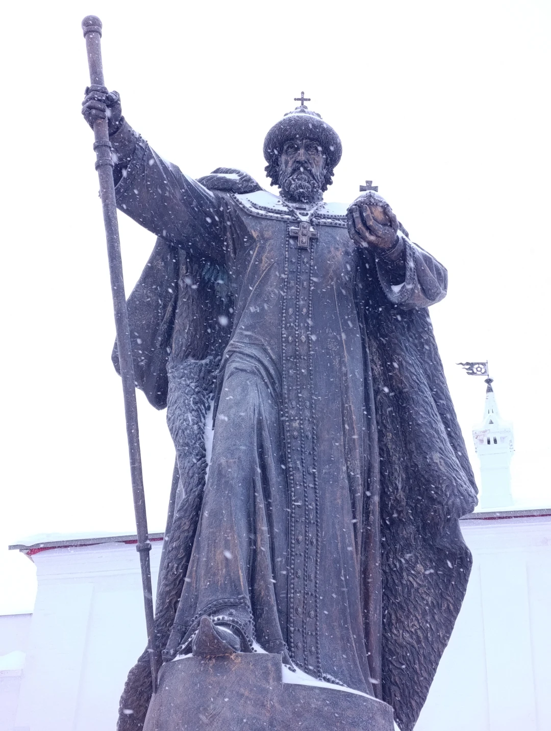 Были на экскурсии с Ириной, в составе: взрослый и трое детей 9,14 и 19 лет. Очень