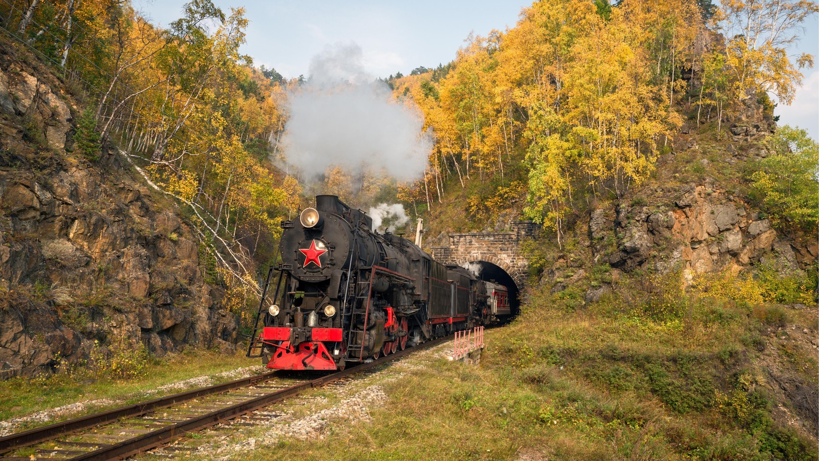 Золотая осень на Байкале: Листвянка и Ольхон