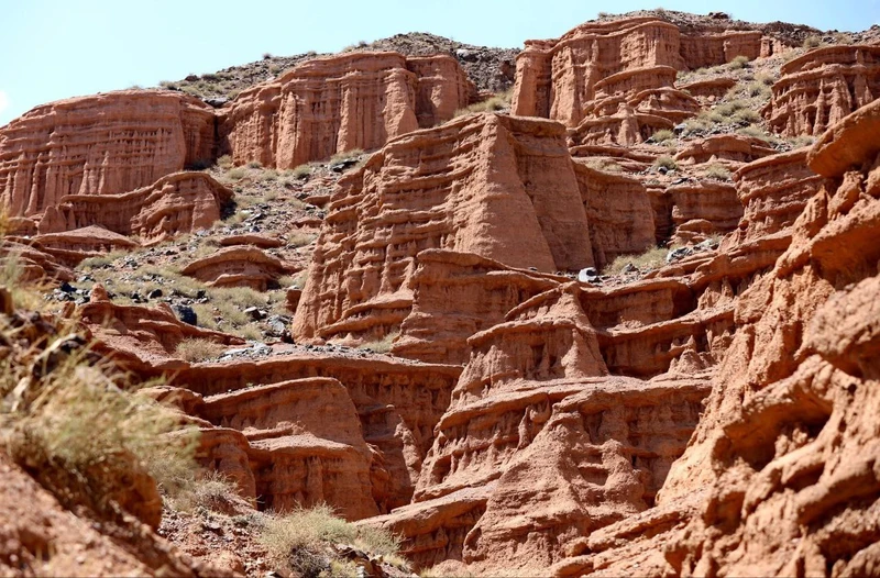 6 озёр и каньоны Кыргызстана в мини-группе: тур с треккингами, конными прогулками и мастер-классом