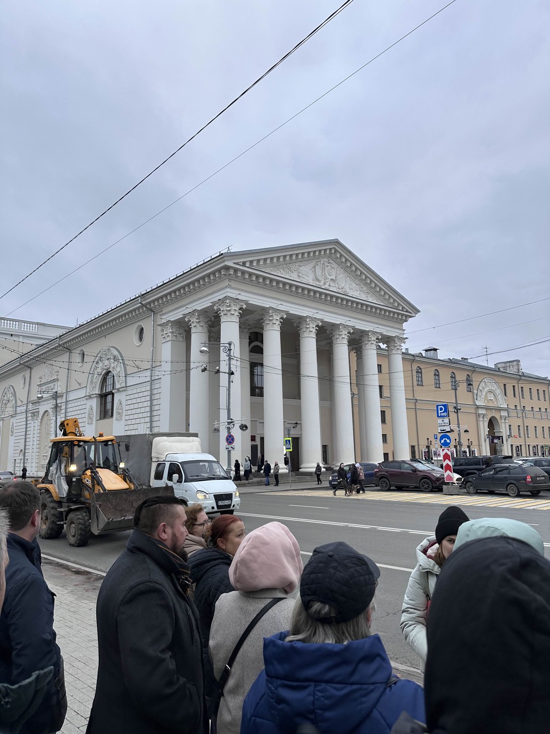 Прекрасная экскурсия, доброжелательный, любящий город экскурсовод. Хотите полюбить город, приходите на экскурсию