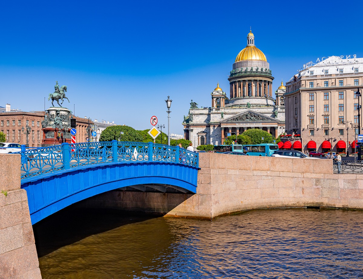 Путешествие по достопримечательностям Петербурга
