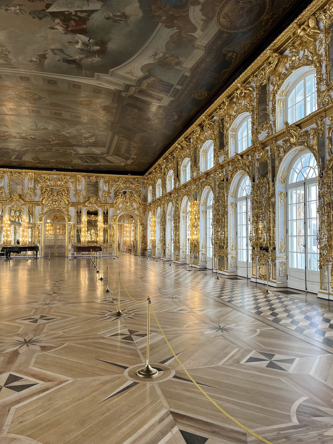 В Царское Село - из Петербурга на комфортабельном автомобиле (Алеся)