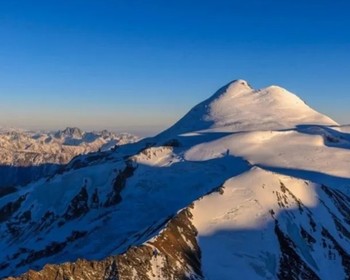 Спуск и купание в источниках