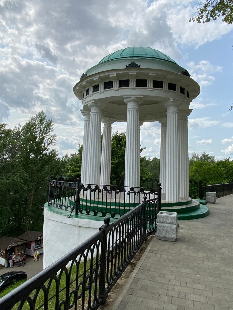 Первое свидание с Ярославлем (Лариса)