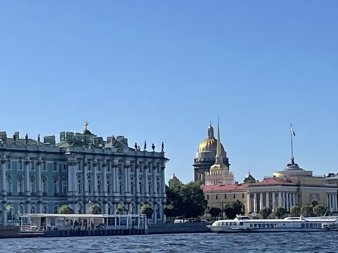 Обзорная прогулка на катере по рекам и каналам Санкт-Петербурга (Алла)