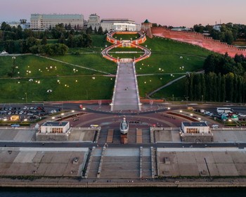 На канатке через Волгу, Вознесенский Печерский монастырь