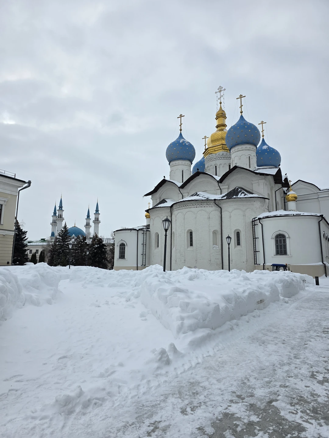 По Казани на микроавтобусе. Большое обзорное путешествие в мини-группе (Роман)