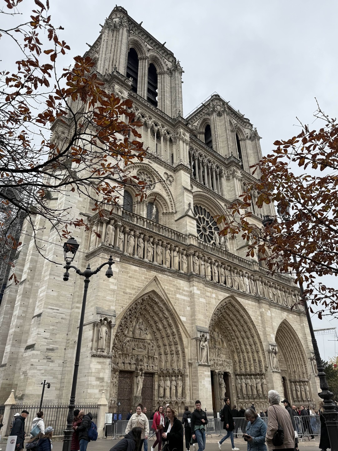 Хочу поблагодарить Жоржа за прекрасно организованную экскурсию. За день удалось посетить самые знаковые места Париже в