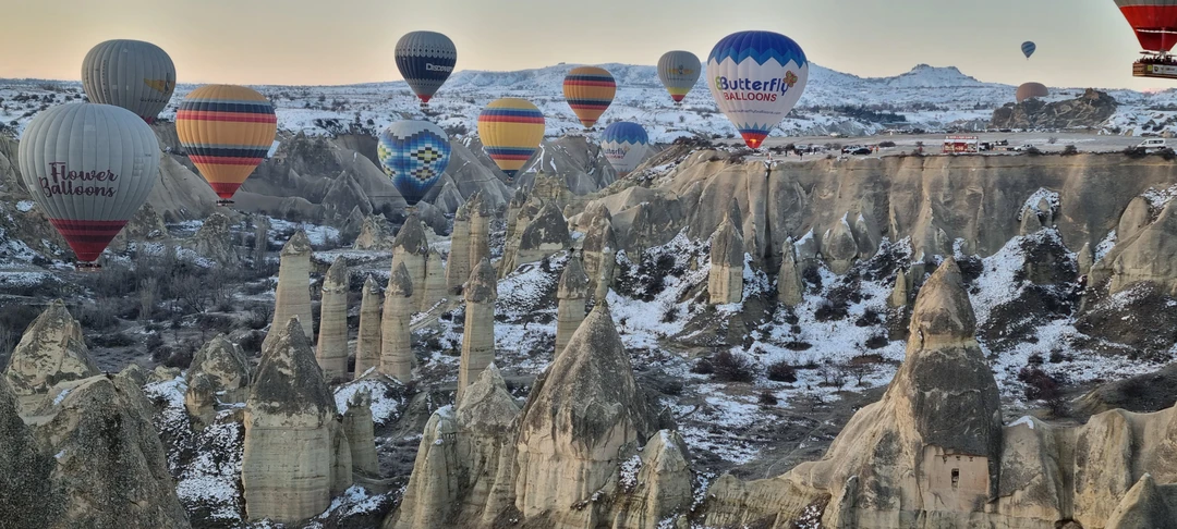 Тур,,Удовольствие по- турецки,, мы посещали вместе с мужем. Неожиданно великолепные отели, богатый шведский стол в них