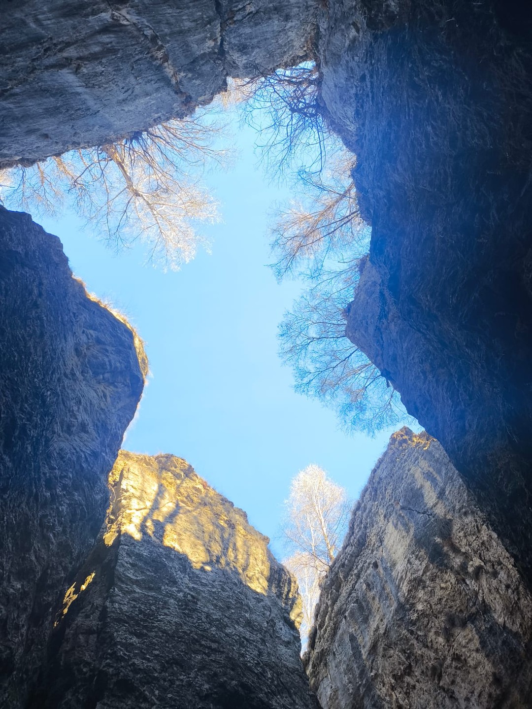 Ой, приехали из Уфы в гости в Дагестан, очень комфортная поездка, как будто едешь, гуляешь со