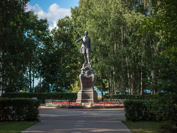 Шедевры деревянного зодчества на острове Кижи, знакомство с Петрозаводском
