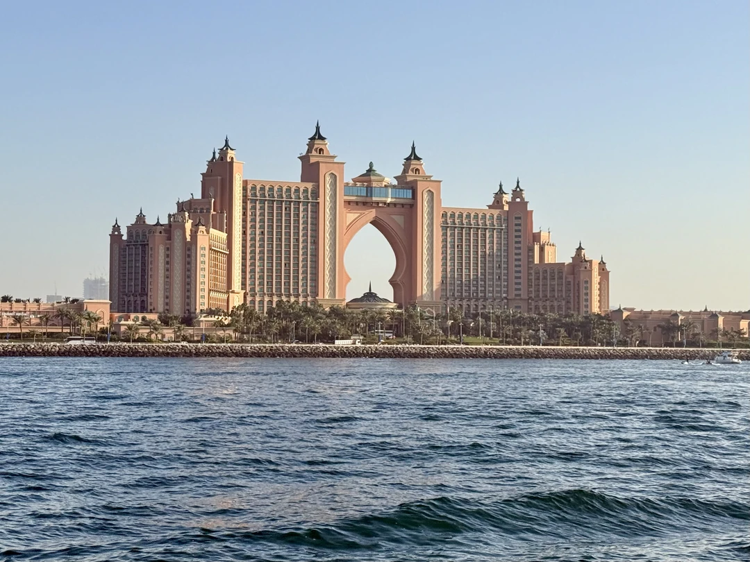 По Персидскому заливу - морская прогулка под парусом с купанием (Юлия)