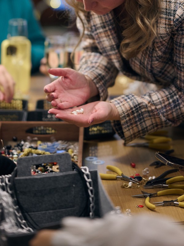 Из Костромы с любовью: ювелирный мастер-класс с чаепитием