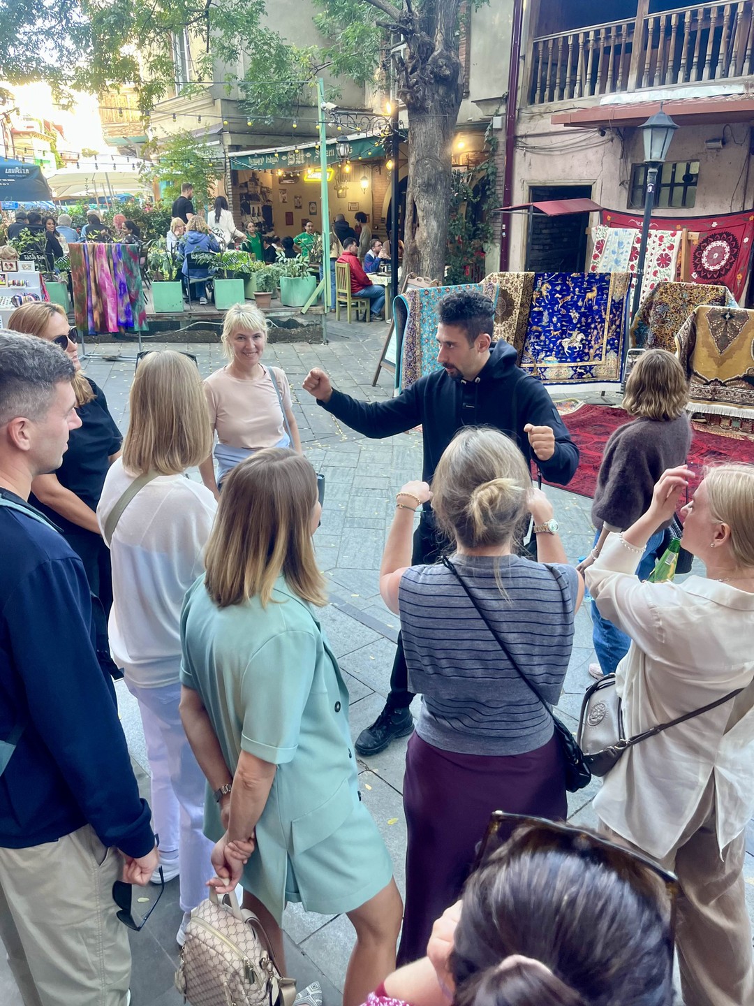 Прекрасная экскурсия с Владимиром! Интересно, весело, душевно! Большое спасибо!