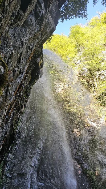 Джипинг по городам-призракам и водопадам Восточной Абхазии