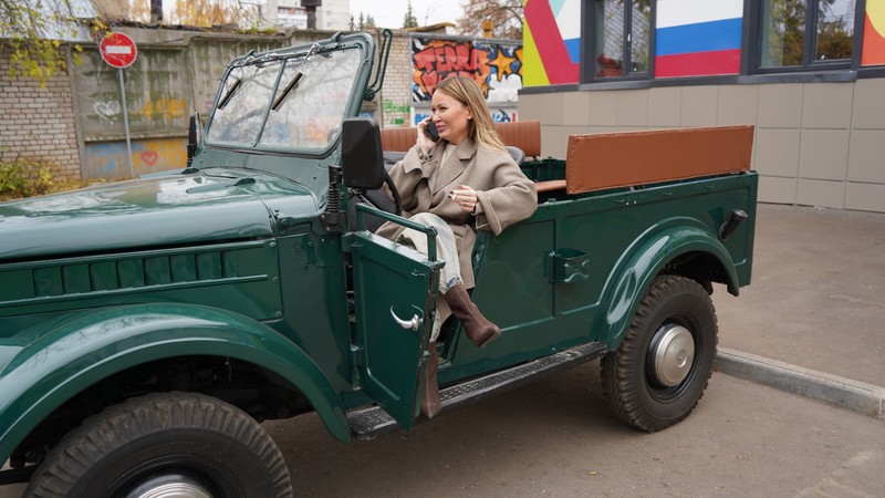 На ретровнедорожнике - по Костроме