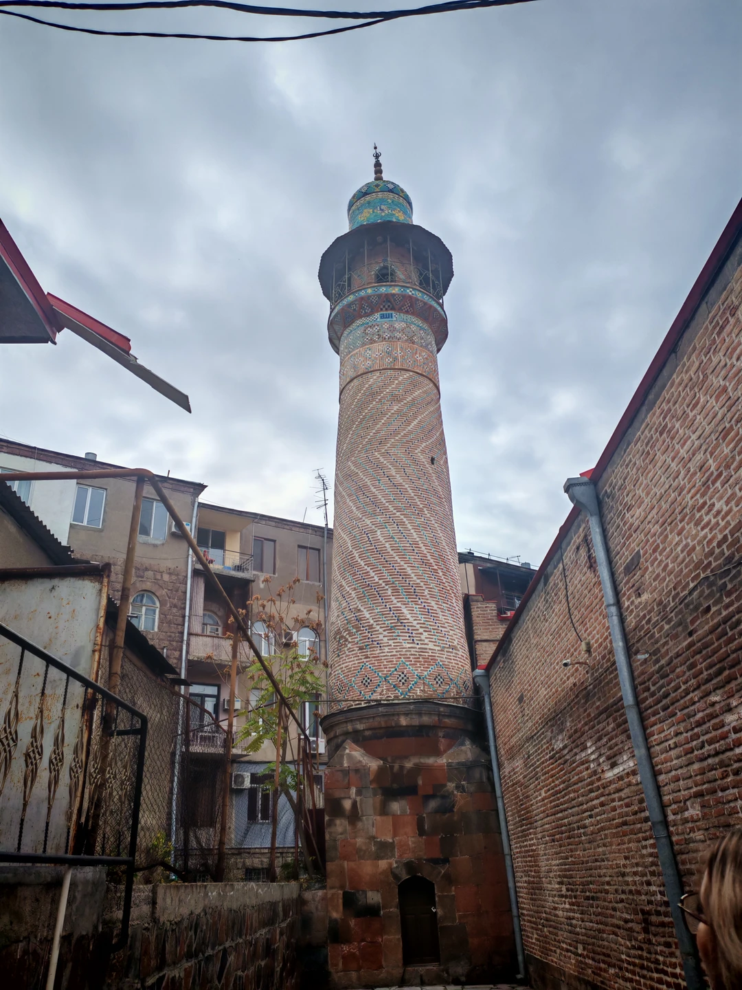 16.11.2025 были на экскурсии с Арамом по прекрасному Еревану. Экскурсия просто потрясающая! Очень много локаций, которые