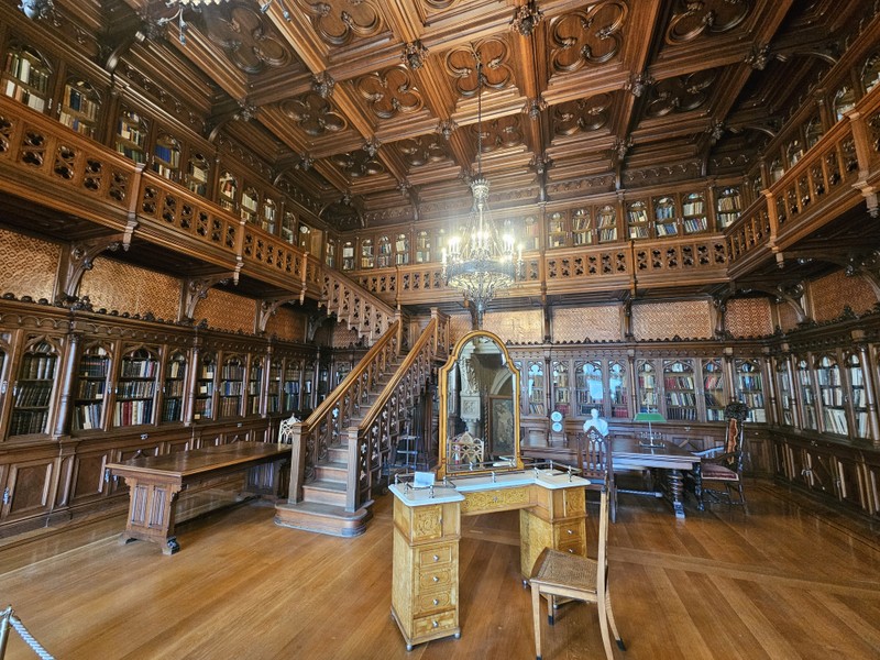 Экскурсия по Эрмитажу в мини-группе (билеты включены) (Арина)