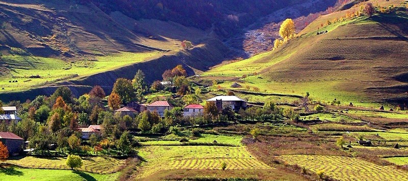 Летняя экскурсия на озеро Шаори и в неизведанные уголки Рачи