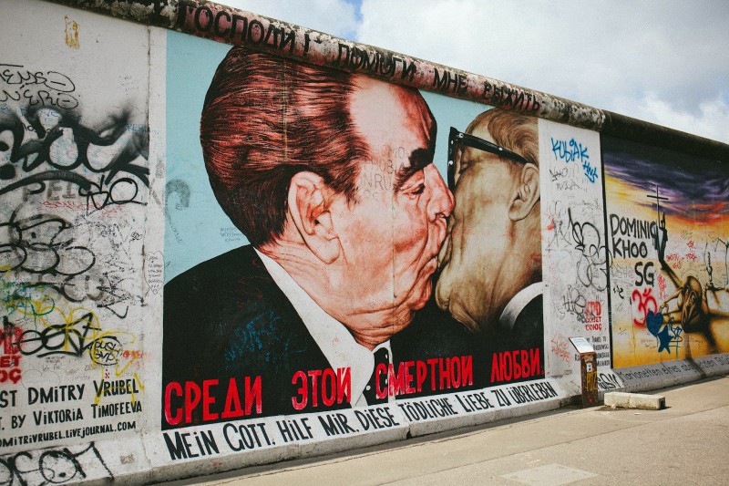 Берлинская стена — история и судьбы людей