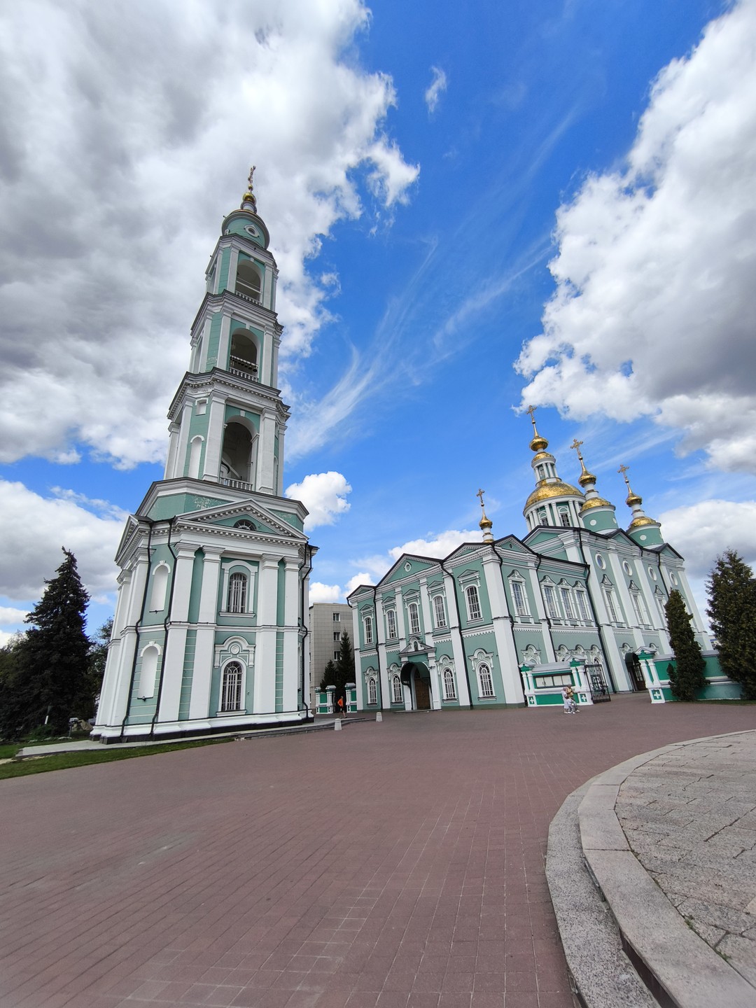 Огромное спасибо Людмиле за прекрасную экскурсию и оперативный отклик. Были в Тамбове проездом, узнали много интересного