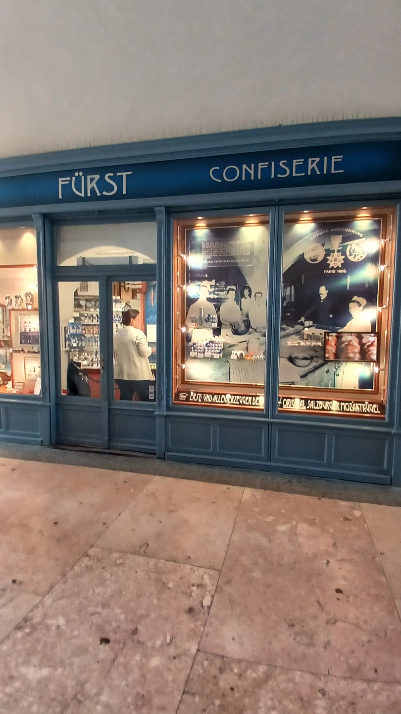 Зальцбург: путешествие во времени под кофе «Моцарт» (Ирина)