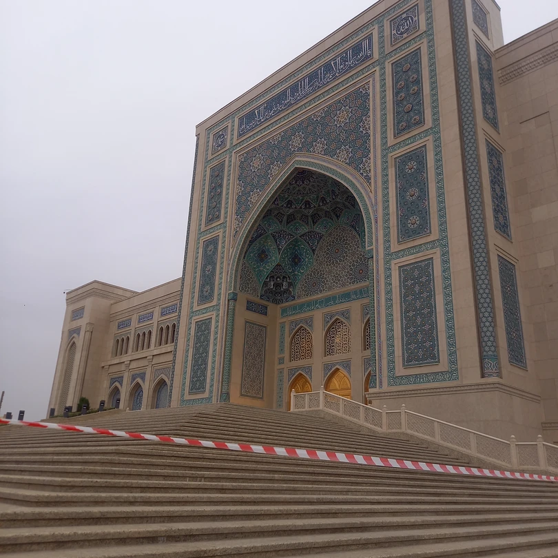 Все прекрасно, удобно и безопасно. Программа была полностью адаптирована под мои запросы, мы успели посмотреть исторический