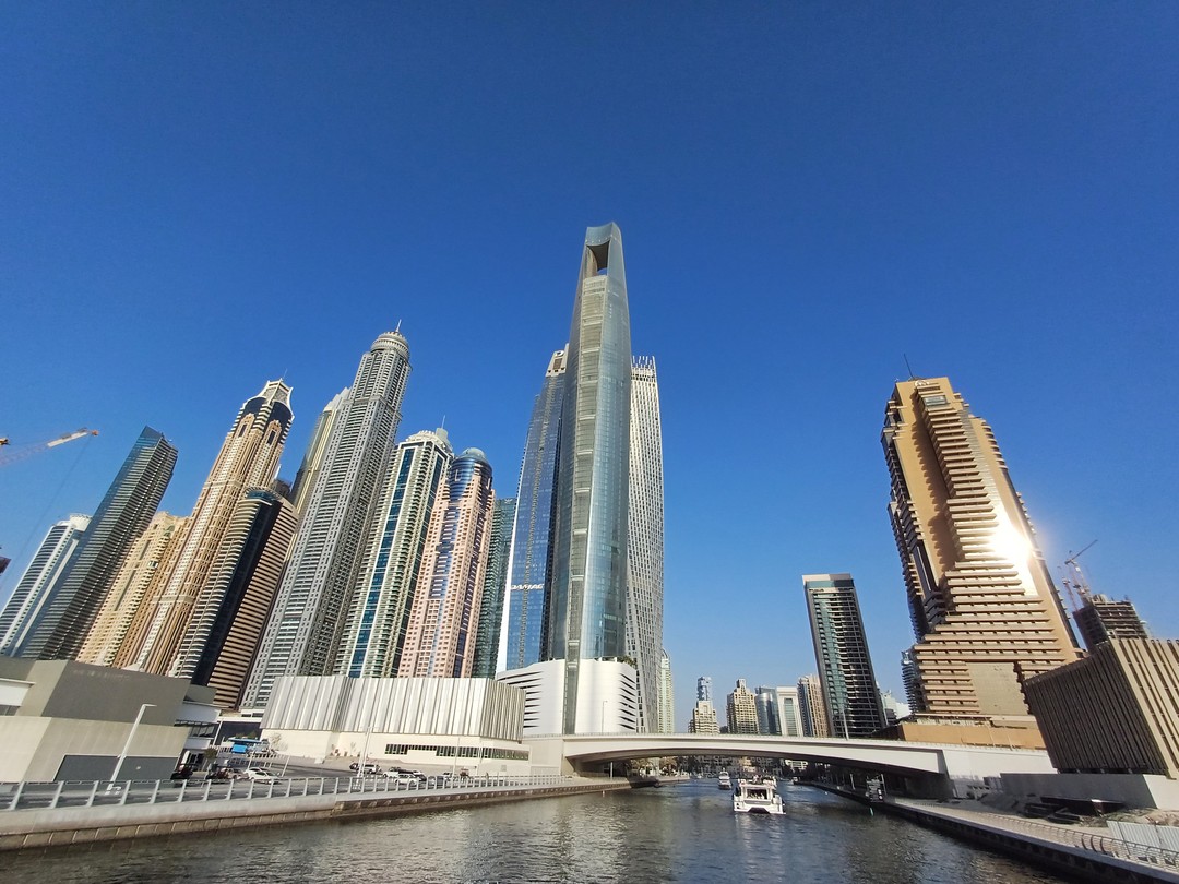 Здравствуйте, дорогие читатели! Прямо сейчас возвращаемся из Дубая в Рас-эль-хаймы. Оценили 5из 5 по всем показателям.