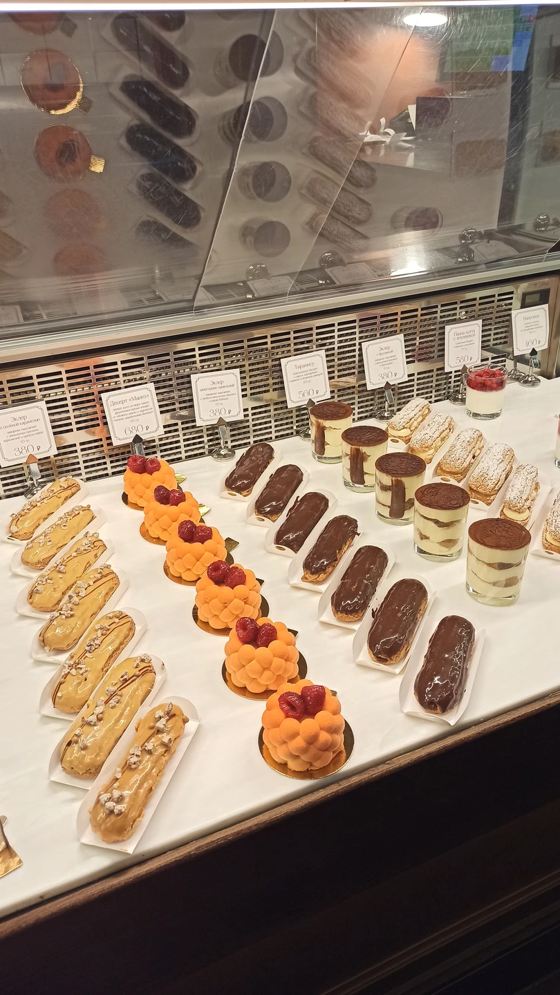 Были у Дмитрия на экскурсии 10 ноября 2024 года в компании 8 коллег нутрициологов. Хотелось от