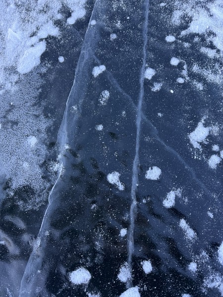 Давно собирались побывать на Байкале и благодаря Лилии осуществили свою мечту на все 100%. Экскурсовод Валерий