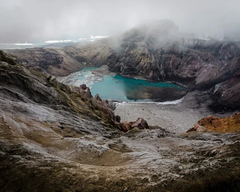 Восхождение на вулкан Горелый