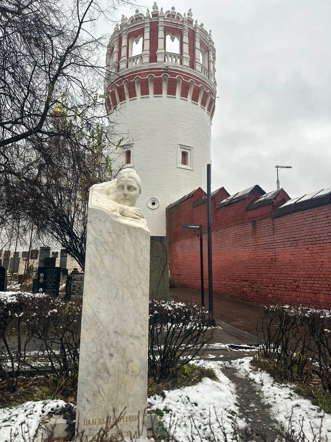 Экскурсия очень понравилась, экскурсовод Никита очень интересно рассказывал, разбирается в теме экскурсии, отвечал на наши вопросы