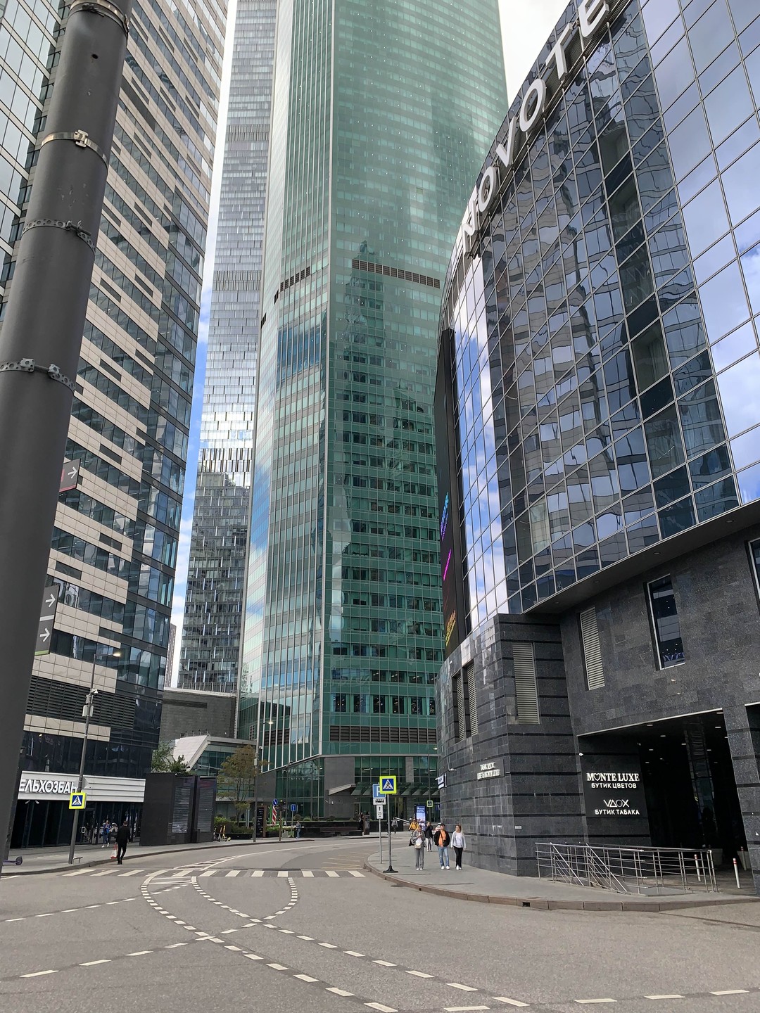 К небоскрёбам по Москве-реке - путешествие в мир облаков (Юлия)
