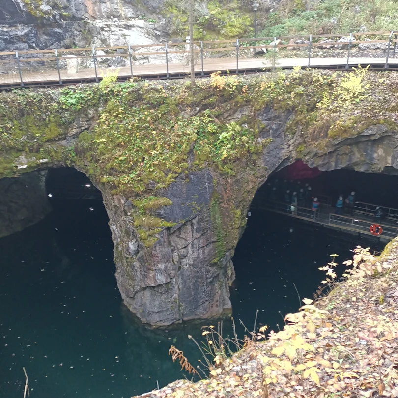 В парк «Рускеала» из Петербурга: водопады и мраморный каньон (Ирина)