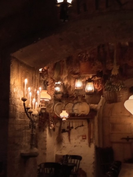 Побывала на экскурсии Сергея «Непарадная Москва: у чёрта на куличках». Это полный восторг! Сергей - мастер