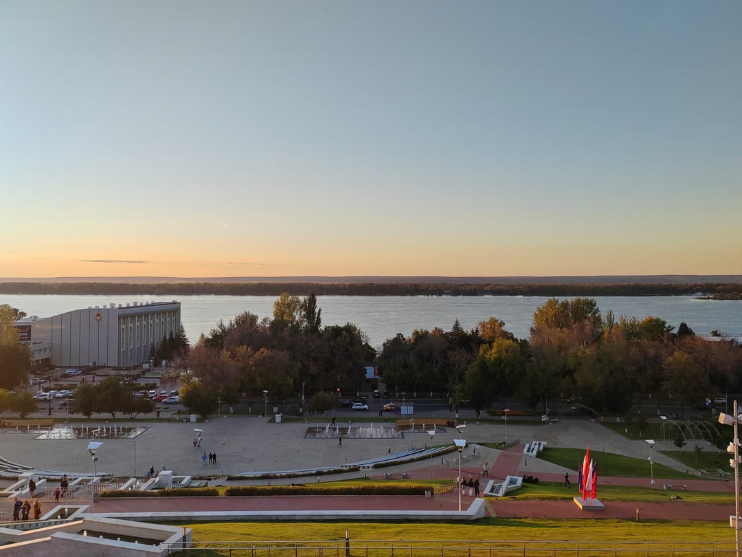 Огромная благодарность Алле, за очень познавательную экскурсию, увидел много интересных зданий середины ХХ века, и потрясающие