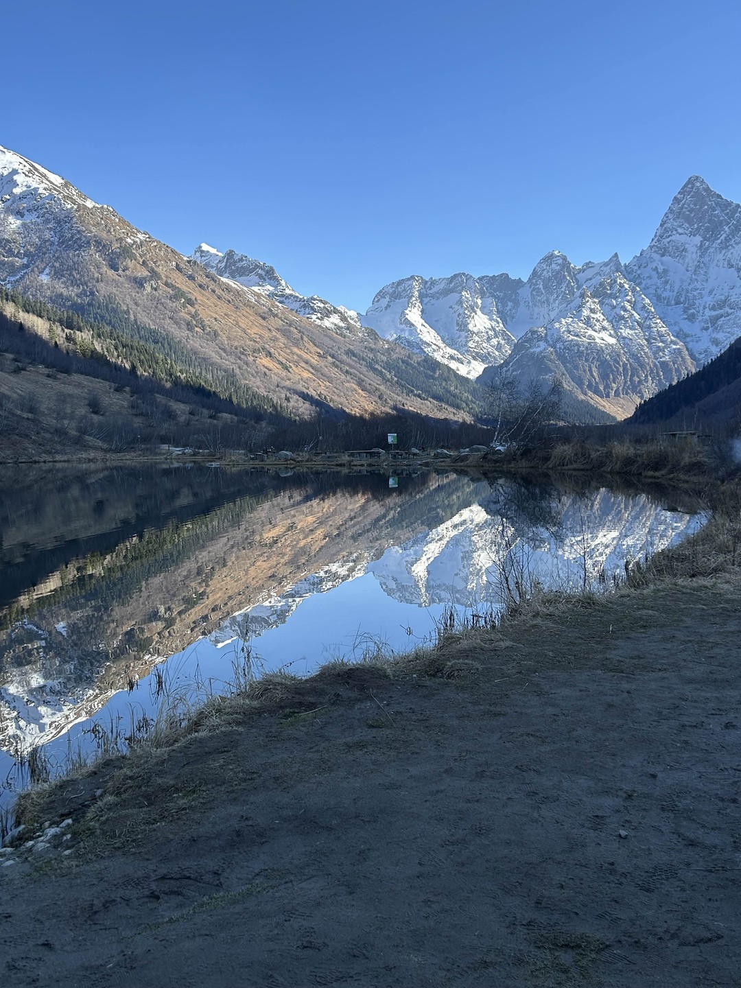 Поездка очень понравилась)) у нас был гид Темирлан, очень хорошо и интересно рассказывает всю информацию, заскучать