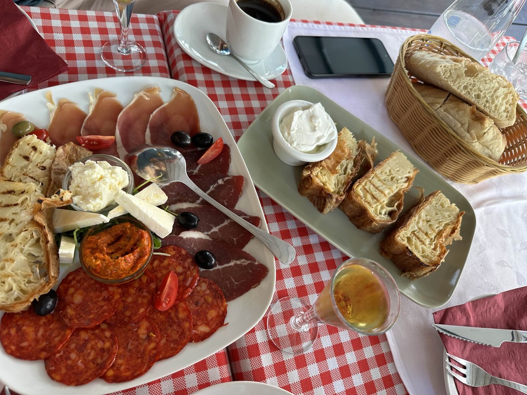 Спасибо Мирко, было интересно, вкусно и колоритно!