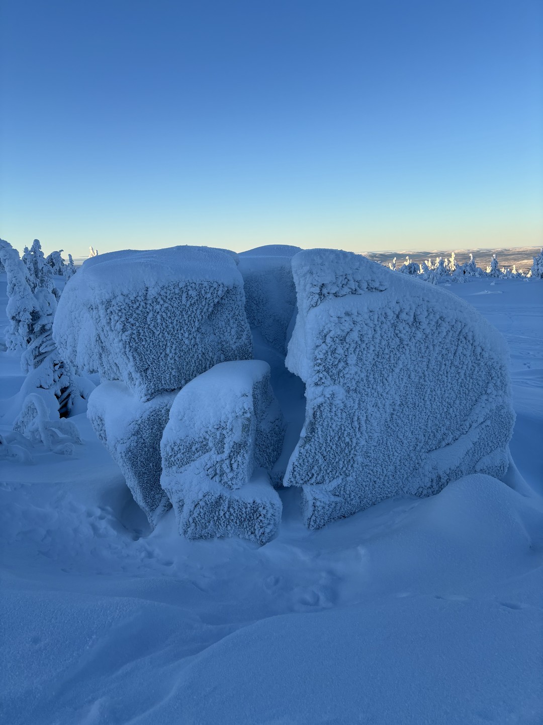 Если вы хотите погрузиться в настоящую зимнюю сказку и увидеть своими глазами красоту Русского Севера, вам