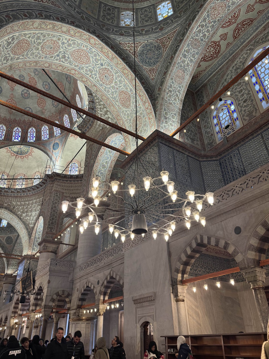 Экскурсию вел Атаджан — всё очень понравилось. Отлично говорит по-русски, объясняет понятно и интересно, на все вопросы подробно отвечал.