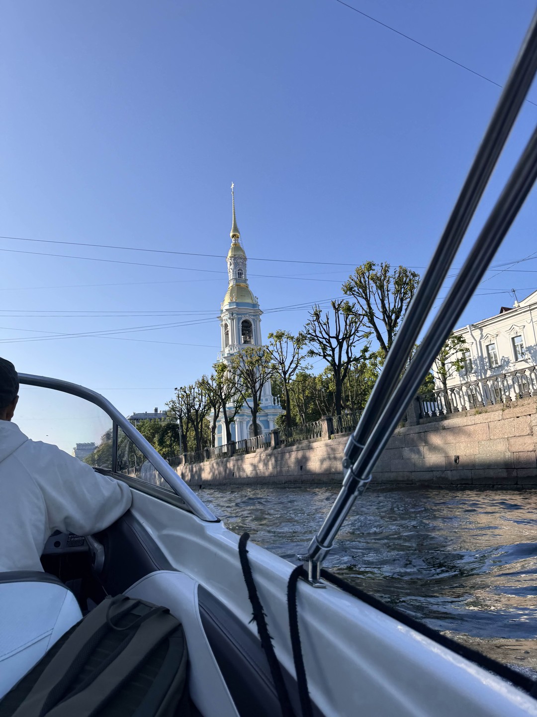 На частном катере по рекам и каналам Петербурга (Анастасия)