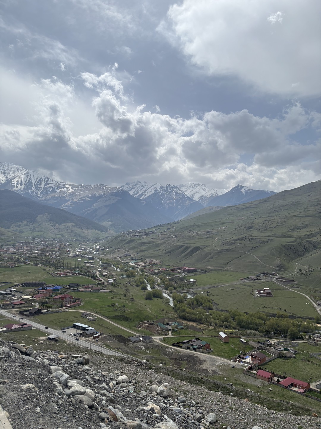 Путешествие по Осетии: Куртатинское ущелье, некрополь и водопады (Марина)