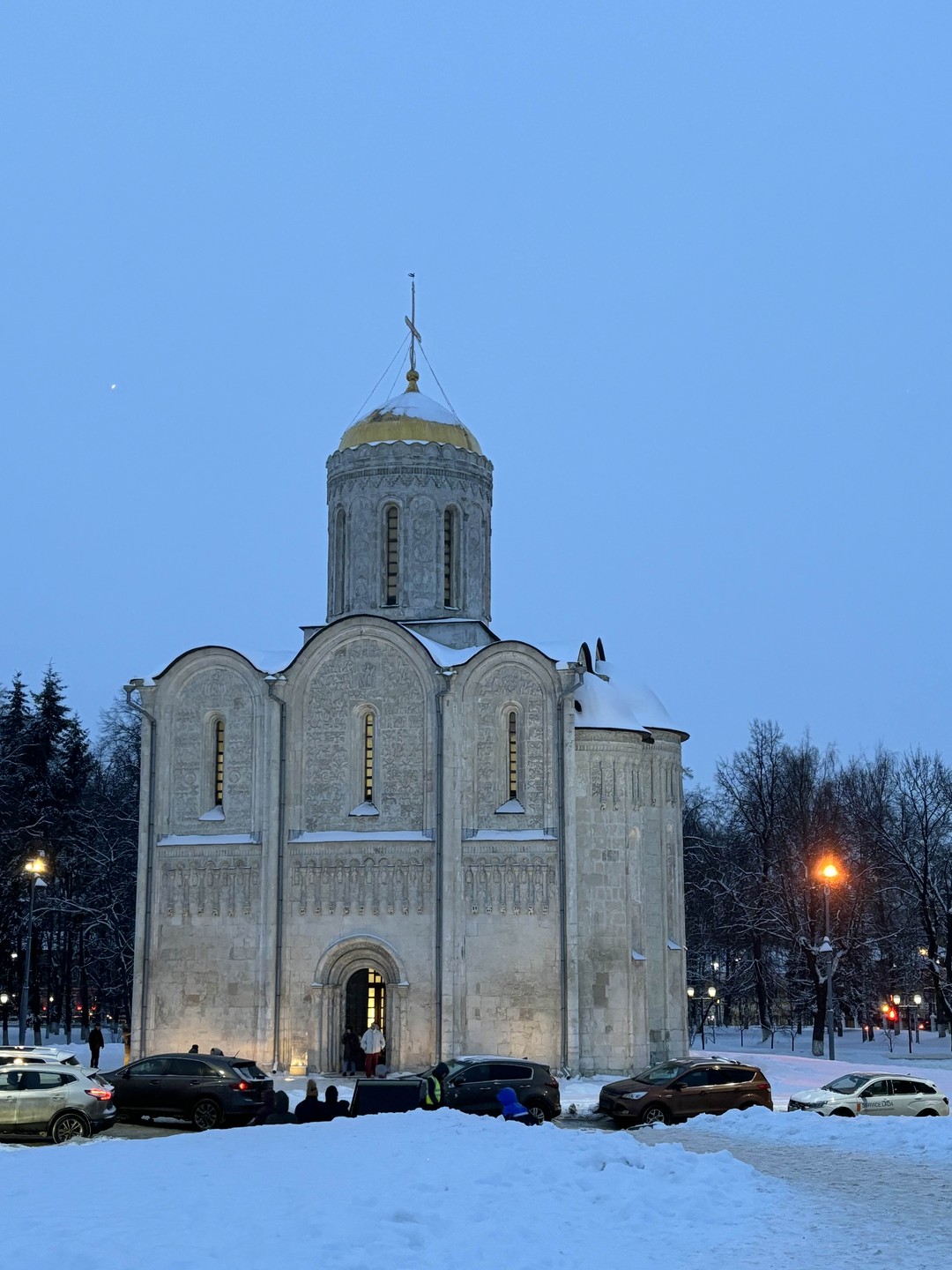Владимир в историях и лицах с посещением Успенского собора (Анастасия)
