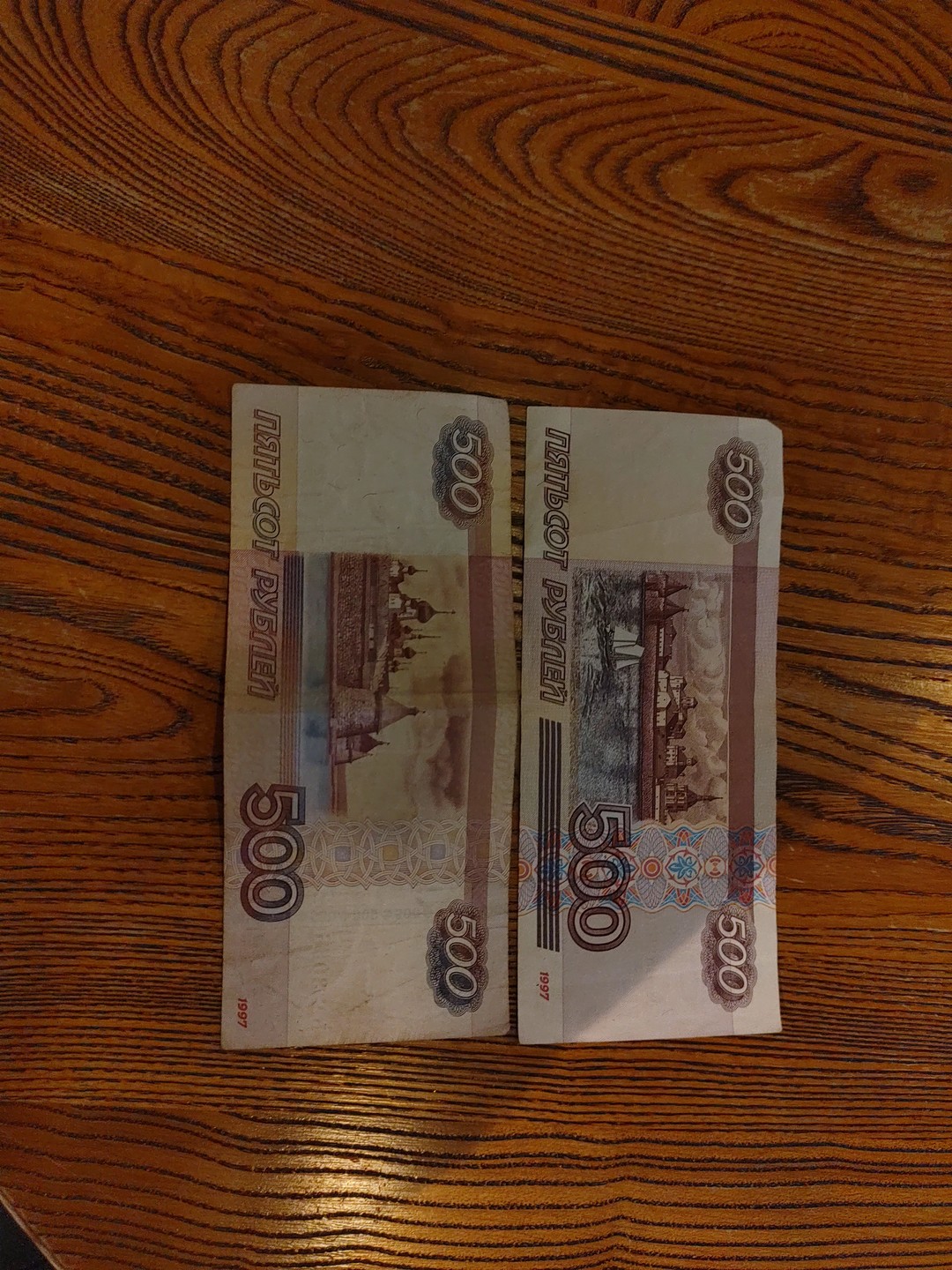 Нашим гидом по Архангельску была Елена. С погодкой нам повезло - 24 в последнее утро 2023