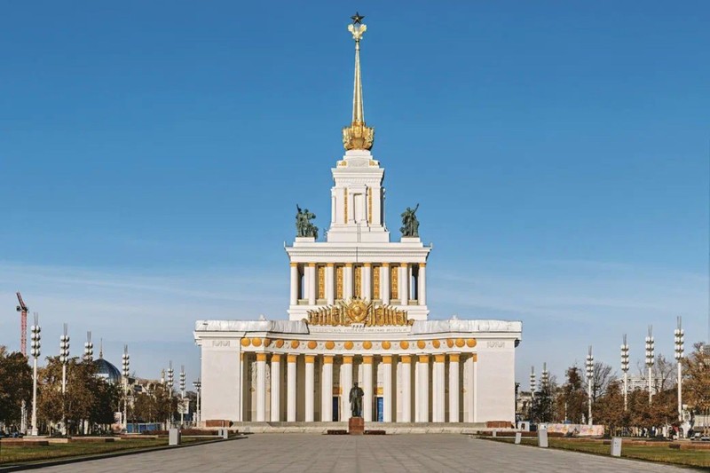 Фото к экскурсии Детская экскурсия по ВДНХ «Загадки из прошлого»