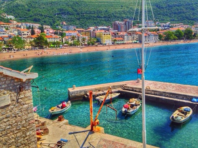 Уютный Петровац и его окрестности