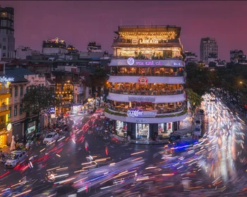 Встреча, размещение в отеле, прогулка по Ханою